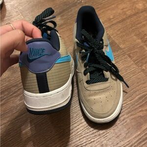 Nike Black and Blue Athletic Shoes